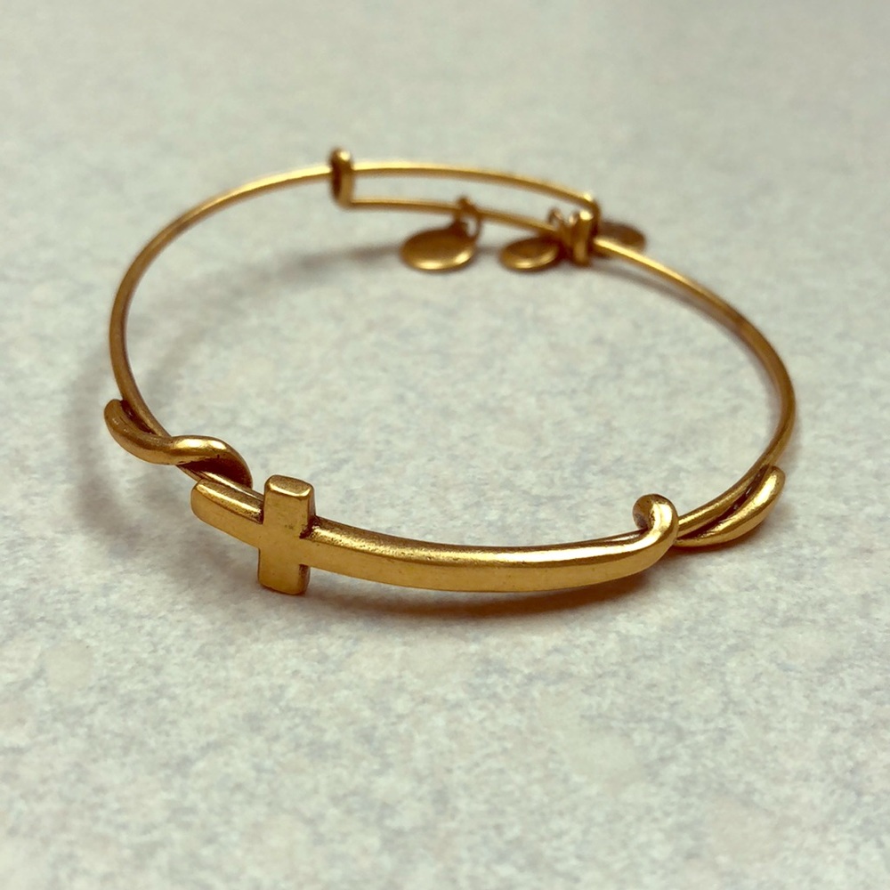 Cross Alex and Ani